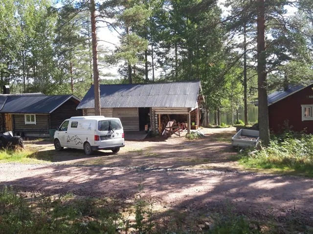 Översikt över stugorna vid Hideaway
